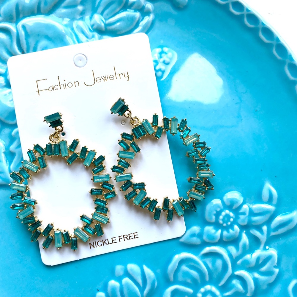 ❤️ Green Rhinestone crystal Statement Earring